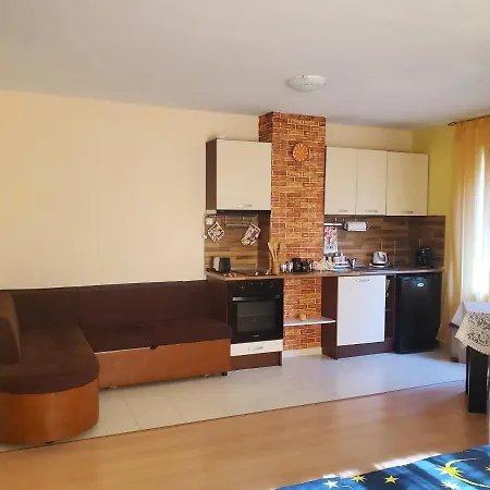 уютно и просторно студио * Ravda