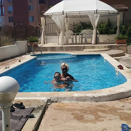 уютно и просторно студио 公寓